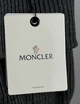 Шапка Moncler с прорезиненным логотипом белого цвета, One size (универсальный размер), Унисекс. - изображение 3
