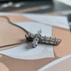 Серебряный крестик с фианитами (2209898) - изображение 6