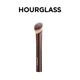 Кисть HOURGLASS для тонального крема скошенная синтетическая - изображение 5