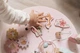 Stolik edukacyjny Little Dutch LD7341 Fairy Garden FSC (8713291773417) - obraz 10