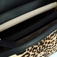 Torebka crossbody damska mini Guess HWLG9734210-LEO Lampartowa (800070360378) - obraz 5