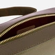 Torebka crossbody damska skórzana Coccinelle E5MN555I101-W25 Khaki (800070363650) - obraz 4