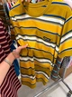 Футболка женская большого размера полосатая с карманом на груди One Size 48-52 желтая - изображение 6