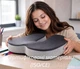 Ортопедична подушка для сидіння U-подібна Memory Foam для офісу та авто, від болю в куприку і спині, знімний чохол 48×40×13 см чорна 2100150 - зображення 2