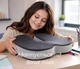 Ортопедична подушка для сидіння U-подібна Memory Foam для офісу та авто, від болю в куприку і спині, знімний чохол 48×40×13 см чорна 2100150 - зображення 7