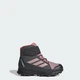 Дитячі зимові черевики Terrex Snow CF CLIMAWARM Kids adidas KI8261 (28.5 EUR) фіолетовий (4068816468403) - зображення 1