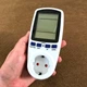 Ваттметр Intertek для розетки 3680 Вт 16 А счетчик электроэнергии с LED дисплеем измеритель напряжения и силы тока для бытовой техники энергометр с функцией расчета затрат энергоэффективности и контроля потребления электроэнергии - изображение 3