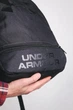 Рюкзак черный Under Armour с большим черным логотипом, 17х43х29 см, 21 литр - изображение 7
