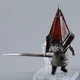Колекційна фігурка Nendoroid 2572 Pyramid Head Silent Hill 11 см рухома модель з аксесуарами деталізована статуетка для фанатів хорор ігор та поціновувачів відеоігрового мистецтва унікальна інтер'єрна прикраса для геймерської експозиції - зображення 9