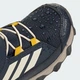 Детские зимние ботинки Terrex Snow CF CLIMAWARM Kids adidas KI8262 (30 EUR) синий (4068816448733) - изображение 9