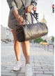 Чоловіча шкіряна дорожня сумка Harper (barrel bag) з натуральної шкіри Krast з ременем темно-коричнева 59749 - зображення 9