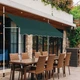 Балконна маркіза Costway 250×125 см з телескопічними стійками 200–300 см, зелена - зображення 3