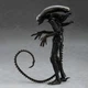 Фигурка Ксеноморф RESTEQ 16 см — коллекционная фигурка Чужого из фильма «Alien» на подставке - изображение 1