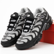 Кросівки чоловічі NikeAir Max Tn Plus Drift Black White / Най Аір Макс Тн плюс Дріфт чорні білі 43 - зображення 1