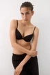 Бюстгальтери жіночі H&M Super Push-up чорний білий набір 2 шт 70В (1218367001) - зображення 3