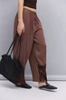 Атласные женские брюки шоколадные с кружевом внизу Arjen 22225, размер L/XL - изображение 6