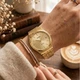 Мужские часы Casio MTP-B145G-9A золотистые 50 м - изображение 6
