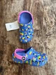 Дитячі крокси для дівчинки Crocs Baya Seasonal Graphic Clog Kids Lapis Multi (27-28, світло синій) - зображення 7