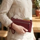 Кожаный женский кошелек-клатч с отделением под телефон ST Leather 23102 Бордовый - изображение 2