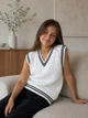Детская вязаная жилетка с косами ART KNIT белая, 116-122см 046088 - изображение 1