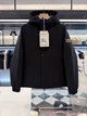 Мужская черная пуховая куртка Burberry с капюшоном, гусиный пух 90% L - изображение 2