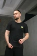 Футболка чоловіча з прапором на грудях Intruder чорна трикотажна бавовняна патріотична повсякденна стильна класична для чоловіків/XXL - зображення 1