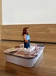Кастомна колекційна мініфігурка Byron Bricks у стилі LEGO дівчина висота 5 см з підставкою та металевою коробкою (SKU-256) - изображение 6