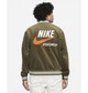 Бомбер чоловічий Nike Bomber Varsity Sportswear Trend S Зелений DV9997-325 - зображення 3