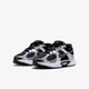 Кросівки дитячі Nike V5 Rnr (Gs) 39 Чорний HQ6411-001 - зображення 2