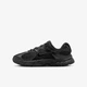 Кросівки дитячі Nike V5 Rnr (Gs) 36.5 Чорний HQ6411-002 - зображення 1