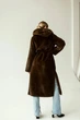 Женская дубленка зимняя двусторонняя большого размера UF-Fashion N99V 46 коричневый - изображение 4