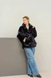 Женская зимняя двусторонняя дубленка-шуба UF-Fashion N88V 40 черный - изображение 3