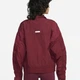 Куртка женская Nike Sportswear Swoosh Woven Jacket M Бордовий DR5620-638 - изображение 2