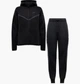 Спортивный костюм женской Nike Tech Fleece Black S Чорний HV6747-010__HV6779-010 - изображение 1
