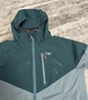 Мембранна жіноча куртка вітровка водонепроникна Outdoor Research Aspire GORE-TEX з капюшоном трекінгова гор текс зелений розмір XS - изображение 9