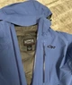 Мембранна жіноча куртка вітровка водонепроникна Outdoor Research Aspire GORE-TEX з капюшоном трекінгова гор текс синій розмір M - изображение 9