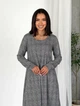 Повседневное теплое платье А-силуэта из мягкого трикотажа INNOE 270591-1, р. 48-50 Серый - изображение 9