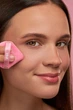 Фіксуюча розсипна пудра ZOLA Face Filter 01 Translucent Beige - изображение 5