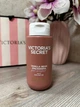 Крем-гель для душу Victoria’s Secret Vanilla Bean Macadamia Feel Toasty Cream Body Wash, 296 мл. - изображение 2