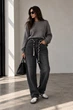 Джинсы женские Vanver 82216 baggy MOM бананы американки с поясом 25 черные - изображение 4