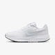 Кросівки жіночі Nike W Run Defy 35.5 Чорний HM9593-002 - зображення 5