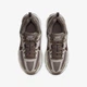Кросівки жіночі Nike Vomero 5 (Gs) 36.5 Коричневий HF6998-200 - зображення 8
