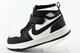 Детские кроссовки Air Jordan высокие B037-1 33 - изображение 1