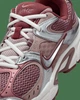 Кроссовки женские Nike V5 Rnr Wmns 39 Комбинированный HQ7901-200 - изображение 7
