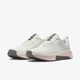 Кроссовки женские Nike Mc Trainer 3 37.5 Белый FQ1830-120 - изображение 2