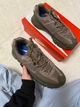 Кросівки Nike Air Zoom Vomero Roam Mink Brown Medium Olive 42 - зображення 2