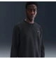 Свитшот мужской Nike Solo Swsh Crew Black M Черный HV1086-010 - изображение 4