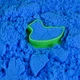 Кинетический песок Strateg Magic Sand голубой 200 г с формочкой, 3+ - изображение 3