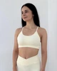 Женский спортивный топ линии V-Shape с вынимающимися чашечками дышащая ткань для активных тренировок Молочный L (TV7L) - изображение 1