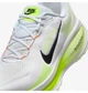 Кросівки чоловічі Nike Vomero 18 White 43 Білий HM6803-120 - зображення 7